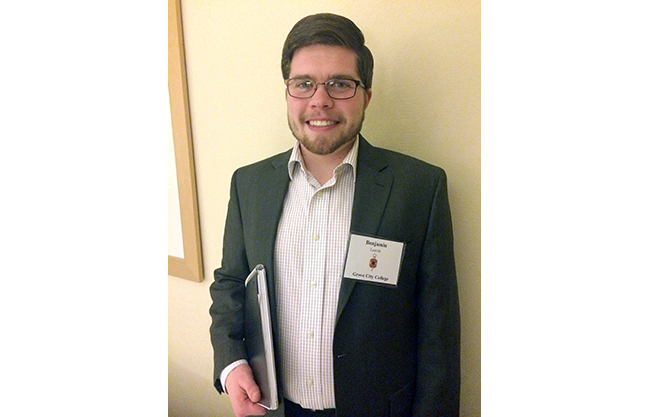 Student presents paper at history society conference - Grove City College